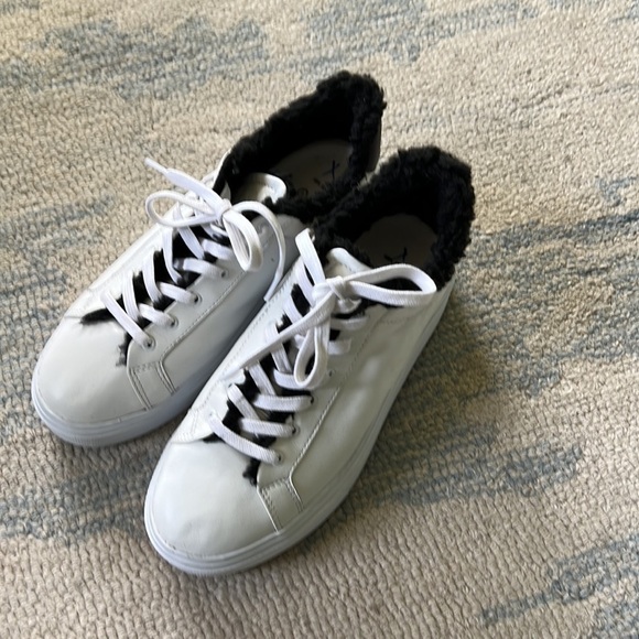SCHUTZ KRISTEN WHITE LEATHER PLAIN SNEAKERS SHEARLING SIZE 8.5 EUC - Picture 5 of 13